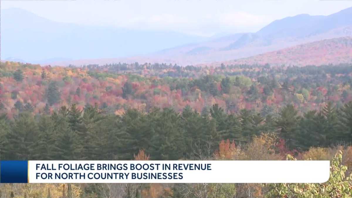 Fall foliage attracts tourists to North Country for holiday weekend