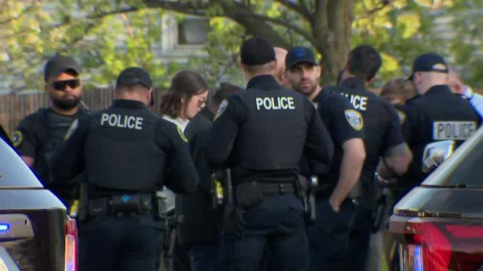 Milwaukee investigators looking into 3 Friday homicides over 3-hour span