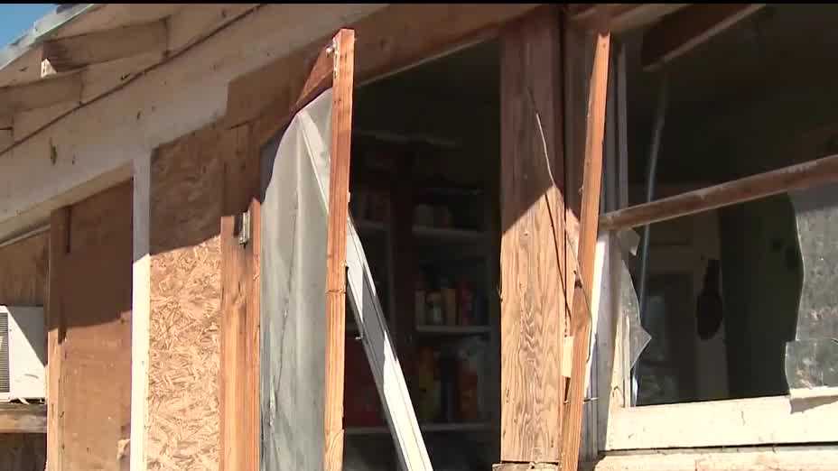 Family left picking up pieces after tornado rips off roof, destroys home