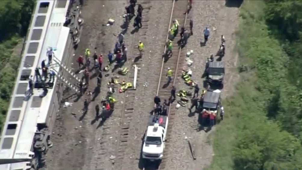 Boy Scouts 'jumped into action' after surviving Amtrak derailment