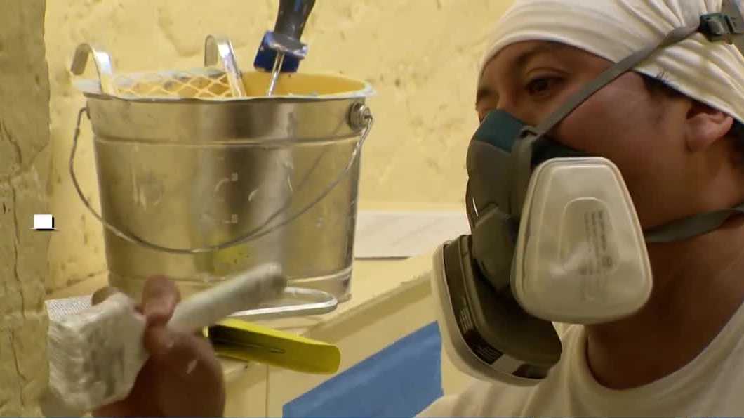 Milwaukee school board considers lawsuit over lead paint cleanup costs