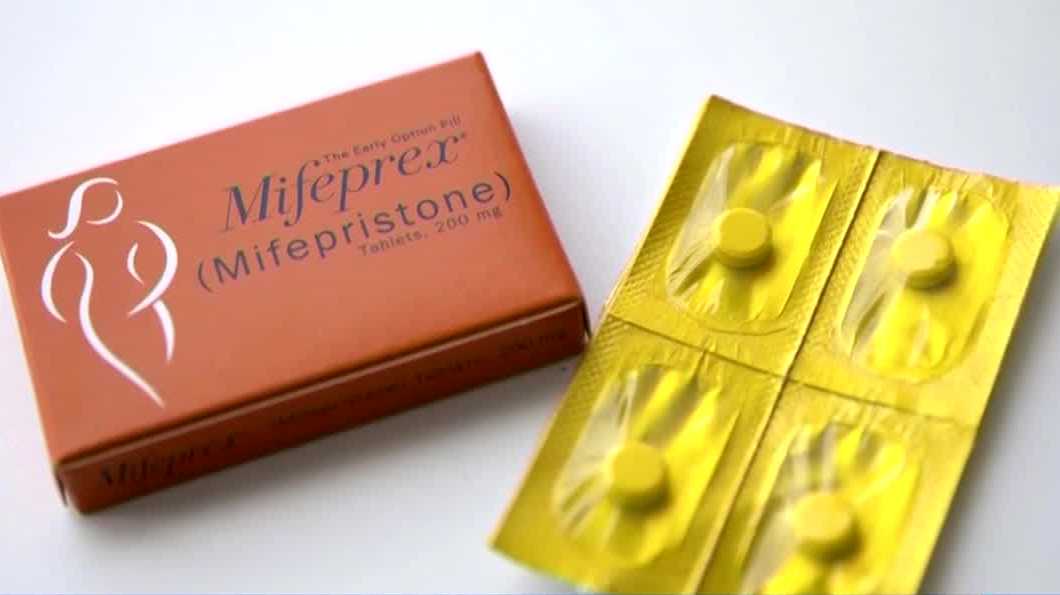 Iowa lawmakers advance limits on abortion pills, requiring in-person prescriptions