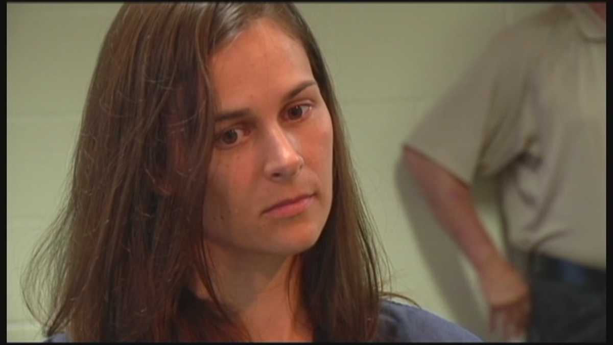 Teacher accused of having sex with students held on $370,000 bond