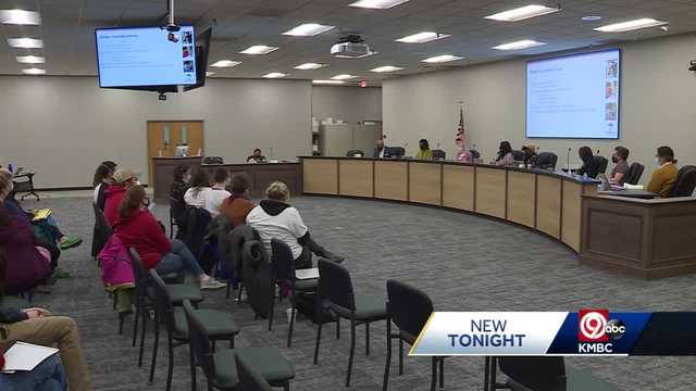 Lawrence, Kansas School District won't close schools - Vimarsana News