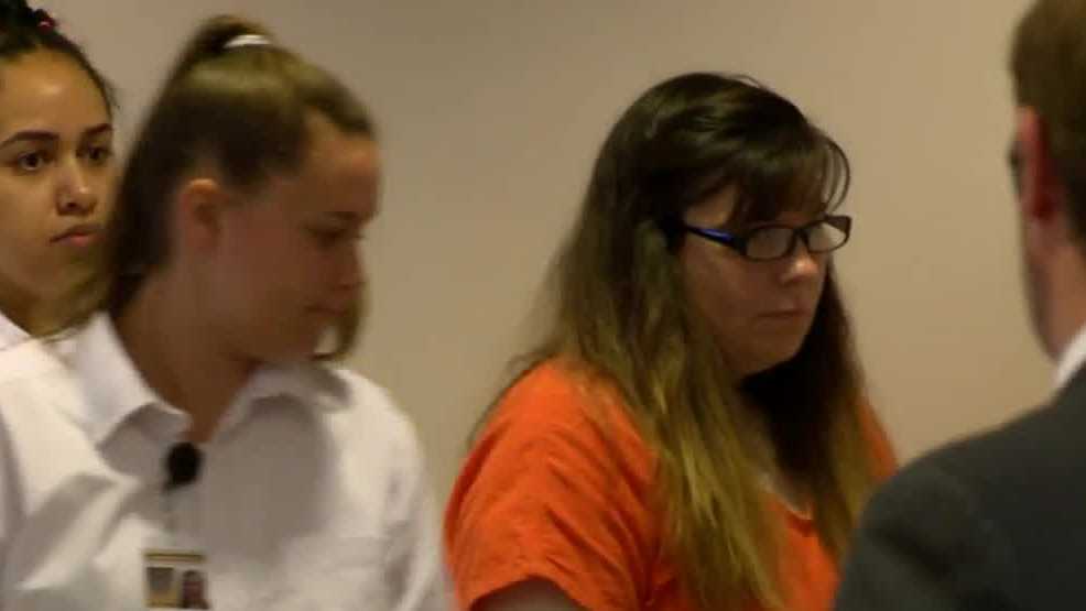Danielle Dauphinais trial: Prosecutors want to use text messages in trial - Vimarsana News