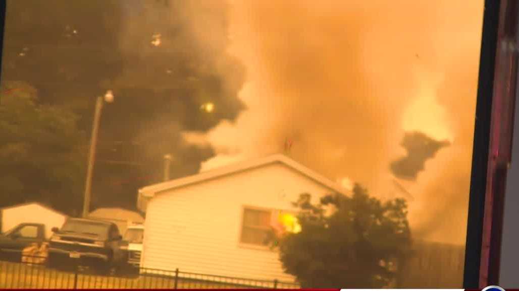 Fireworks explode inside burning home just south of downtown Omaha - Vimarsana News
