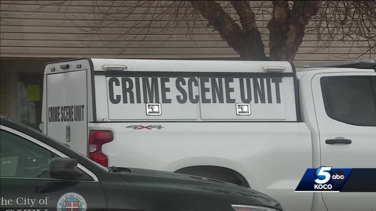 Oklahoma City police say man shot person, called 911 after