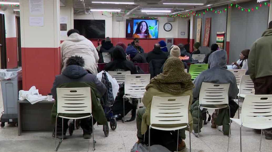 Milwaukee warming center to stay open 24/7 amid extreme cold