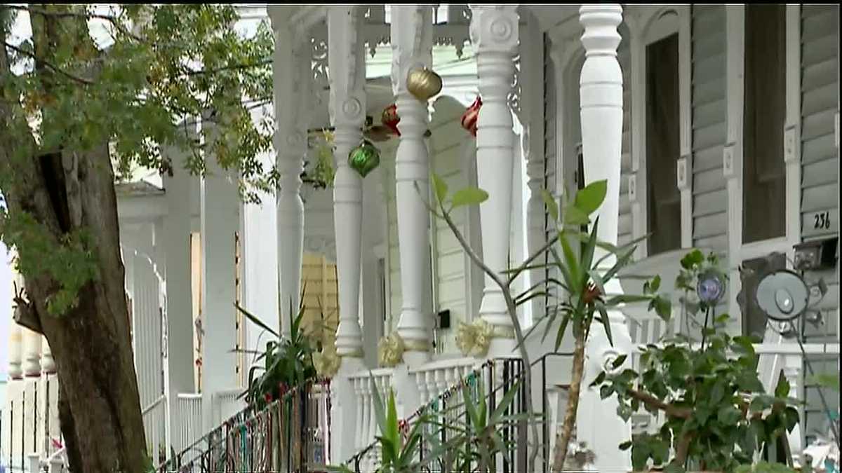 STRs are celebrated by some businesses in Algiers Point