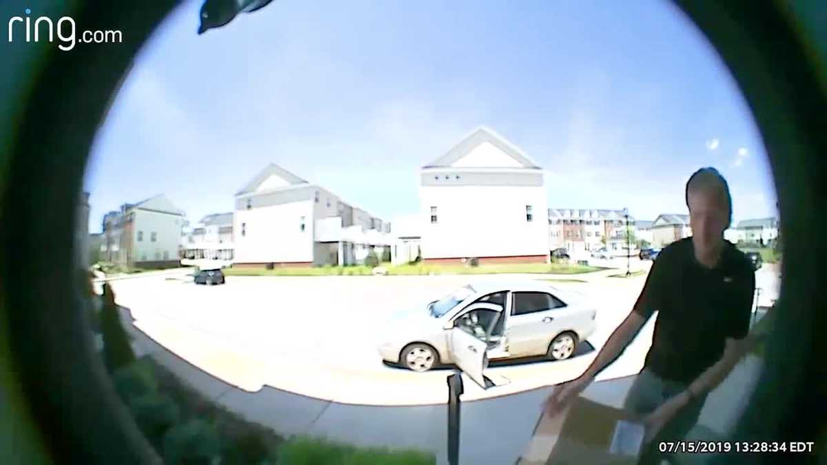 Package thief caught on camera in Elkridge, police say