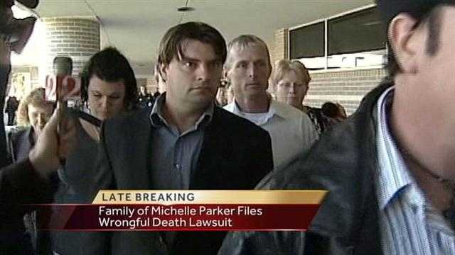 Dale Smith faces lawsuit in Michelle Parker case Dale Smith faces lawsuit in Michelle Parker case