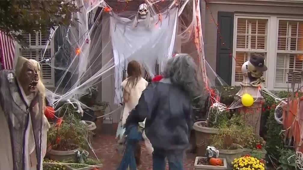 NH police share message of trickortreating safety