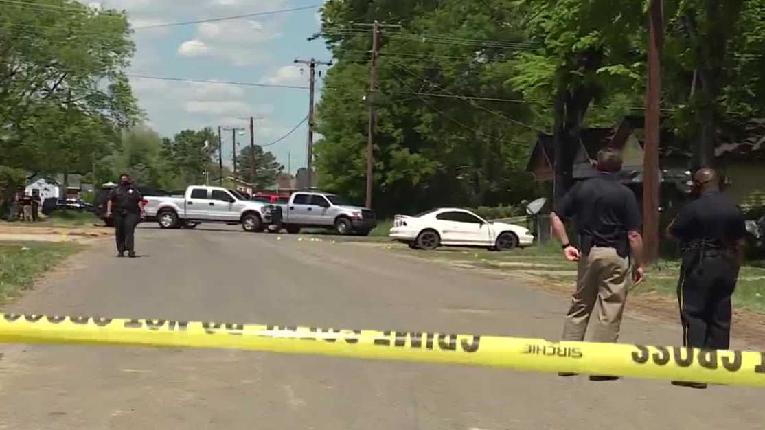 Man found shot to death inside car in Bessemer