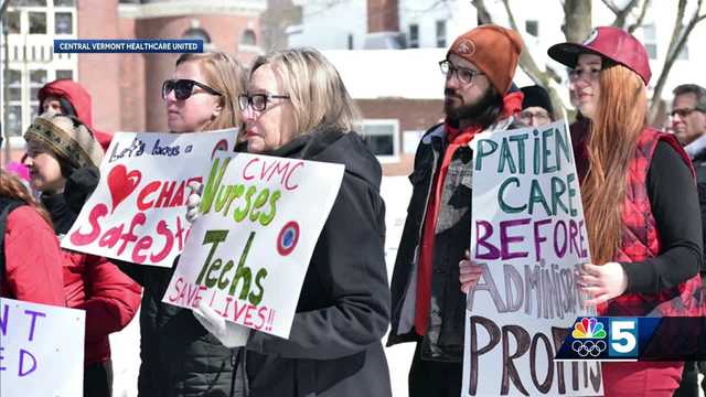 Dozens rallying in Barre Sunday in support of CVMC nurses and tech staff - Vimarsana News
