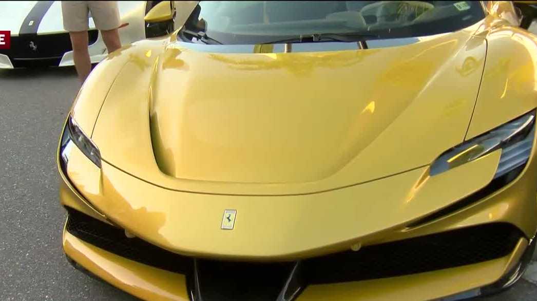 Automobile enthusiasts flock to Cars on 5th event in Naples
