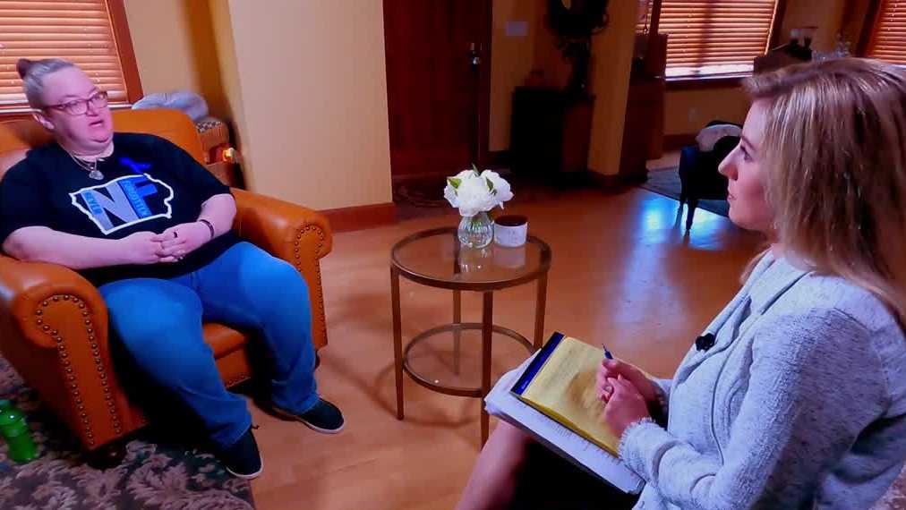 KCCI exclusive: Widow of former corrections officer explains why she's suing the state - Vimarsana News