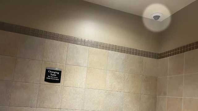 Parents raise concerns about Jordan Creek Town Center security camera - Vimarsana News