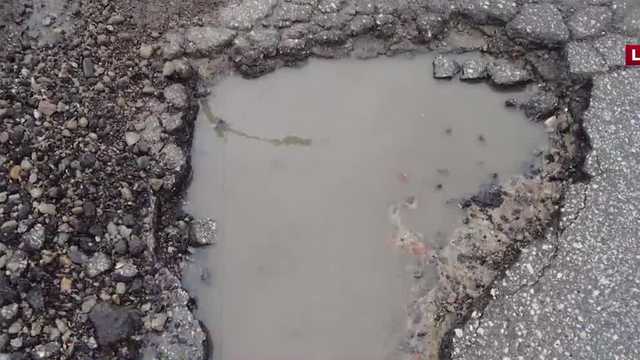 Pothole season begins early in Des Moines this year. Here's how you can report them - Vimarsana News