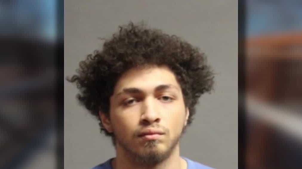 Man accused of sexually assaulting girl after 2 met on social media