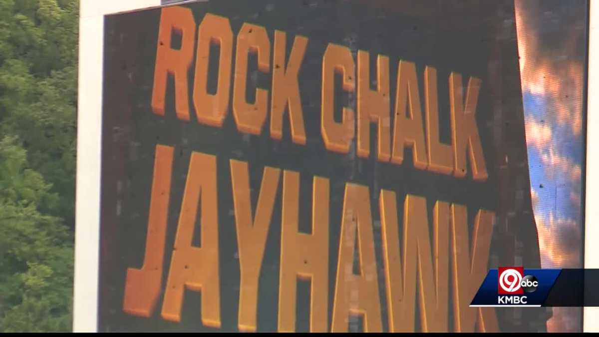 KU football, crowds return amid pandemic