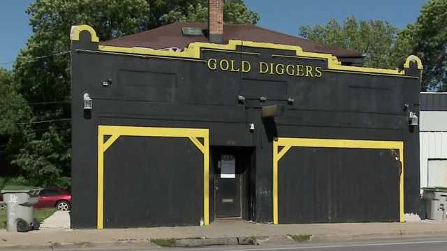 Goldiggers Bar & Grill