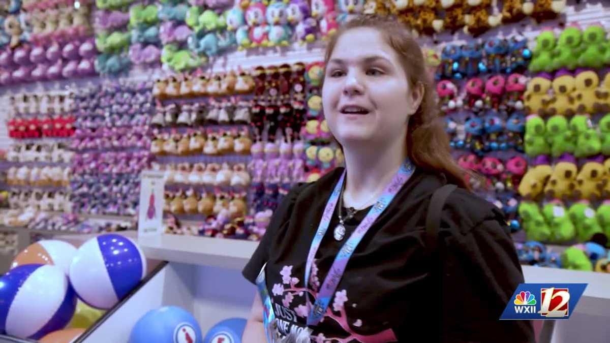 'I haven't had a family in a while,' 17-year-old Lizzie is waiting to get adopted
