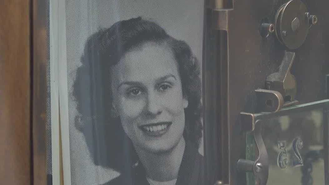 Iowans remember former First Lady Billie Lee Ray, a lifelong partner in service and character