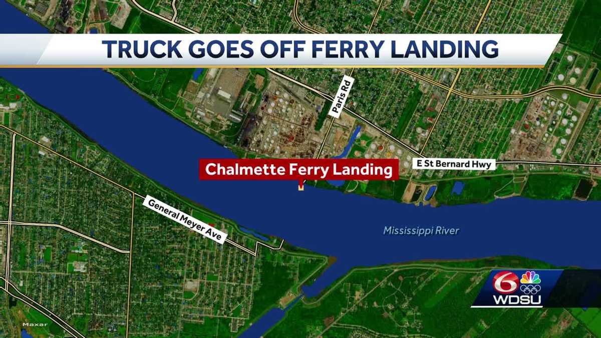 Chalmette Ferry reopened after car falls into Mississippi river