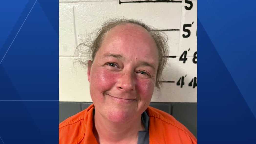Rochester woman held without bail after police chase on Route 101