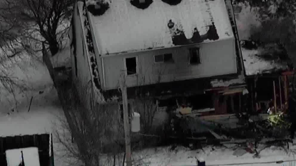 Milwaukee duplex fire: Two women forced to jump from second story to safety