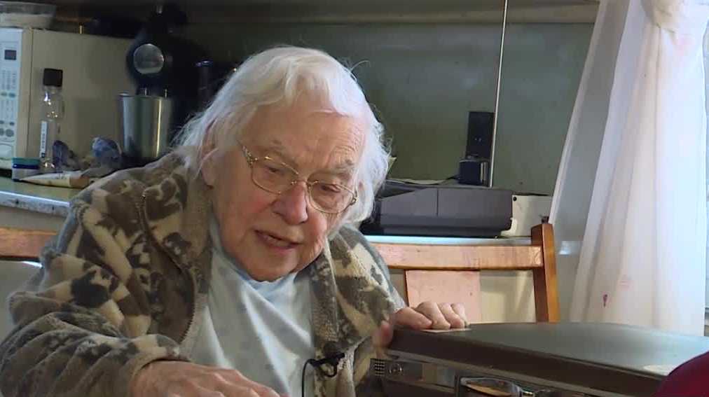 92-year-old Maine woman tracking the weather for nearly 60 years - Vimarsana News