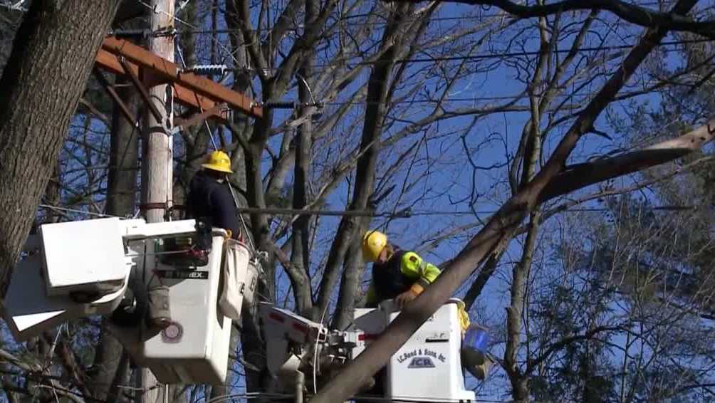 New Hampshire power outage update 100s still without electricity