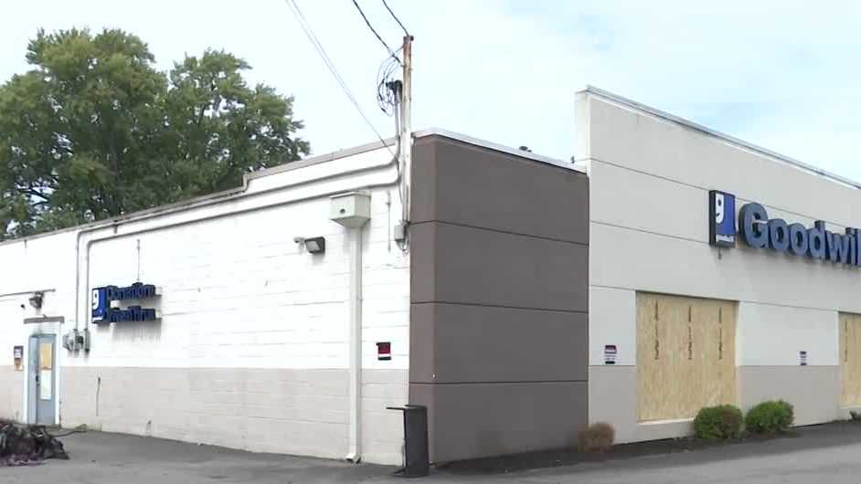 Goodwill in Pleasure Ridge Park closed after fire