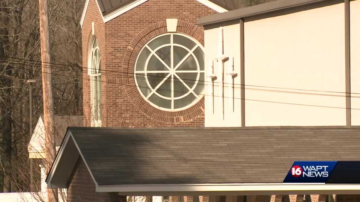 Family killed in tragic house fire remembered by their church Sunday