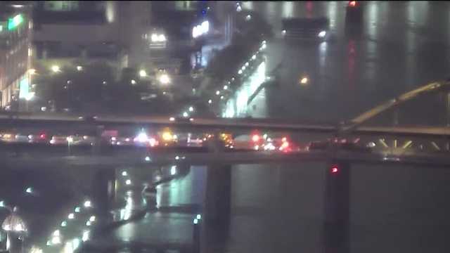 Part of Ft. Duquesne Bridge closed after truck's brakes catch fire - Vimarsana News