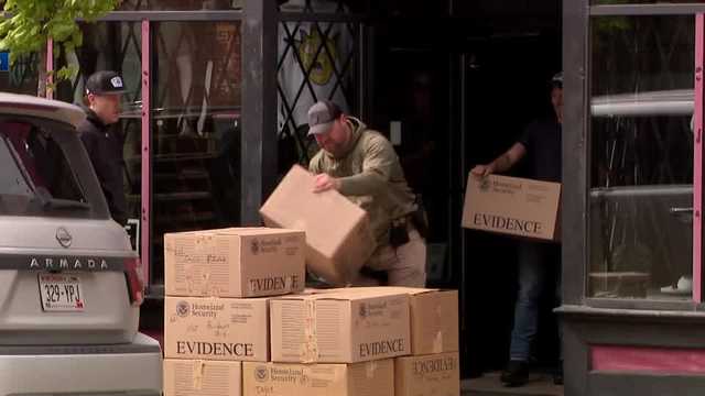 Federal agents investigating Milwaukee stores for counterfeit goods