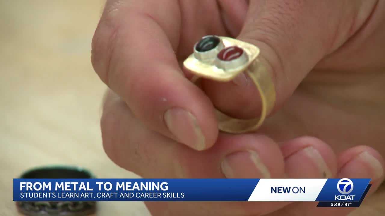 Albuquerque High School jewelry program sparks creativity and career paths
