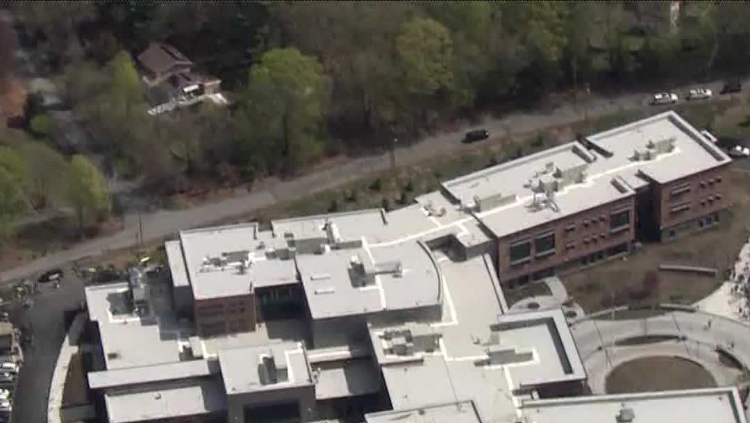 School mystery odor blamed on refrigerant leak