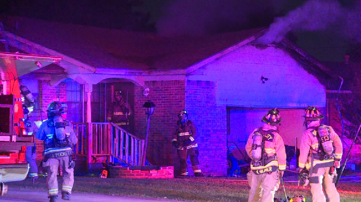 Two people escape to safety after Oklahoma City home catches fire