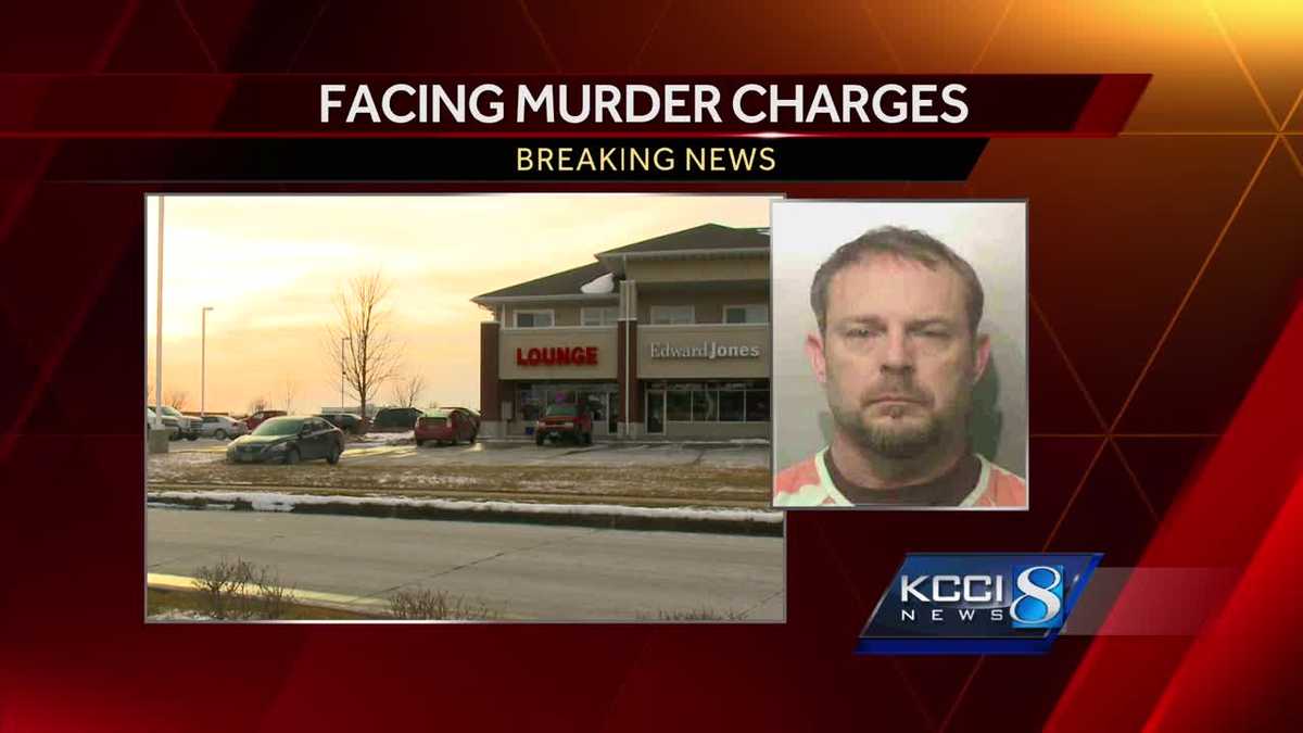 Update Victim In Bar Assault Dies Suspect Charged With Murder 