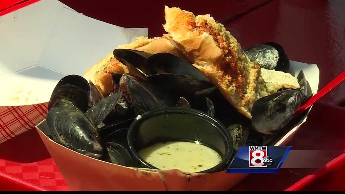 The Lobster Dock serves up mussels in Boothbay Harbor