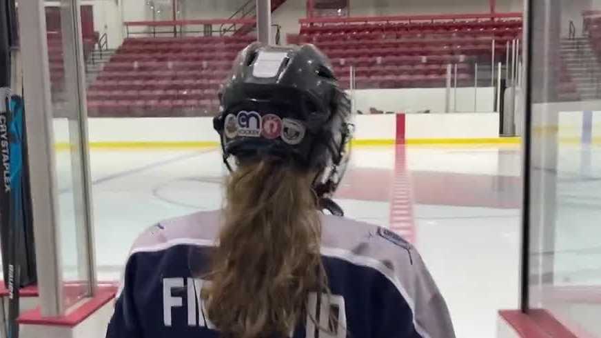 College hockey player returns to skating after 3 teammates helped ...