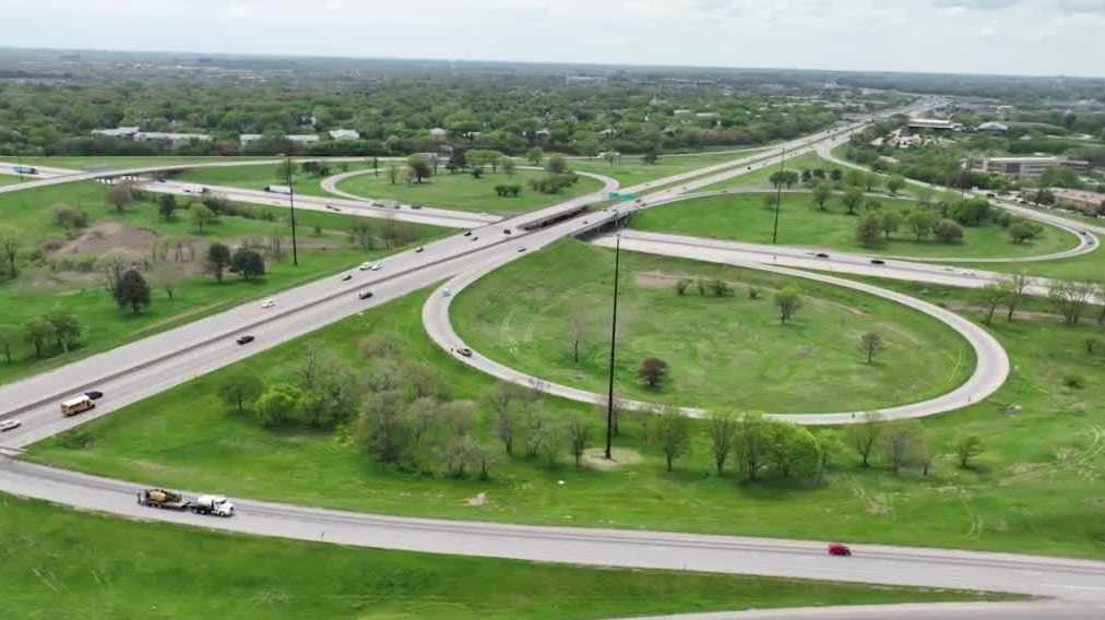New plan unveiled to add flyover bridges to West Mixmaster