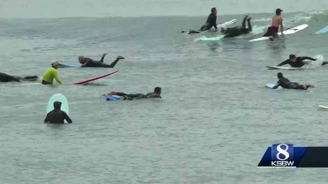 Veterans paddle out on Memorial Day to remember those who died in service - Vimarsana News