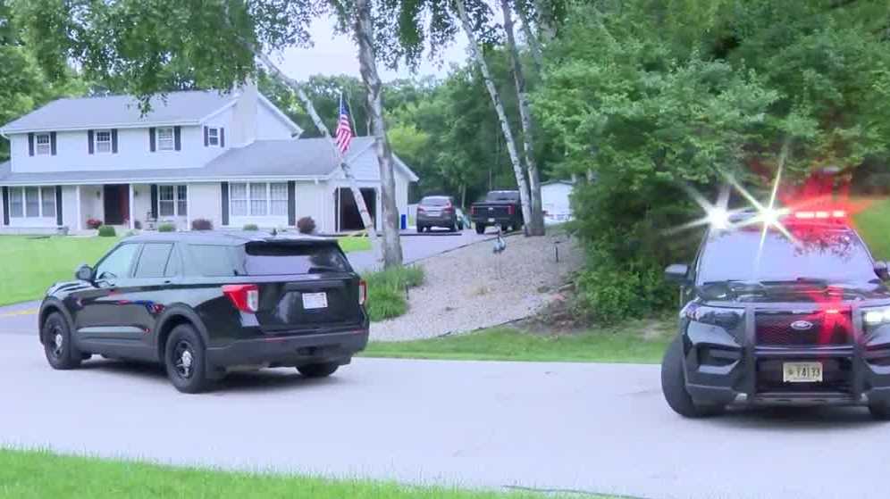 Delafield police: Son shoots father on Father’s Day