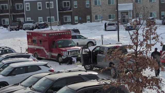 Waukee apartment complex struggles to clear snow for residents, emergency services - Vimarsana News