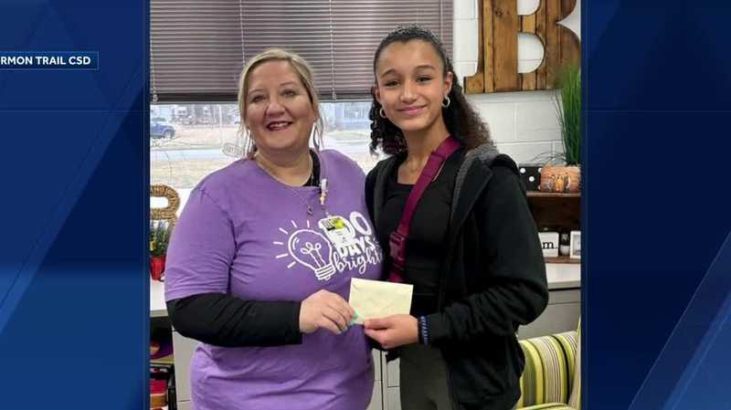 Iowa middle school student finds crafty way to replenish damaged theater prop closet