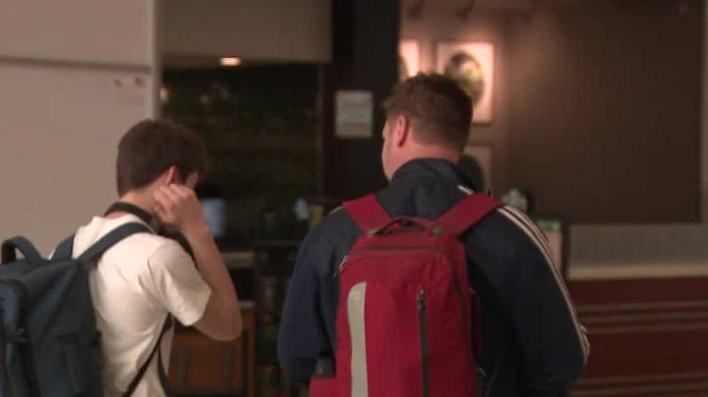 Spring break travel surges at Louisville Muhammad Ali International Airport