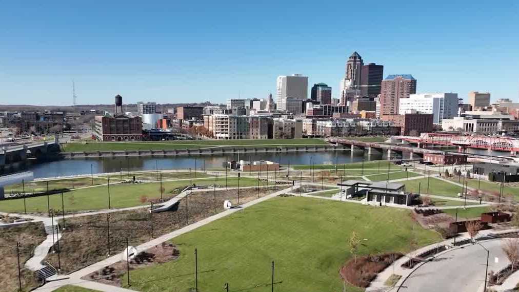 Des Moines unveils new Two Rivers Park along riverfront downtown