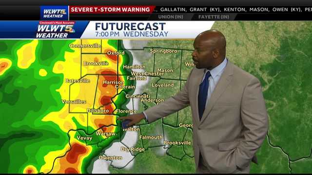 Severe Storms Push Into Cincinnati